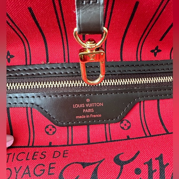 Authentic Louis Vuitton MM Damier Ebene - Picture 16 of 16